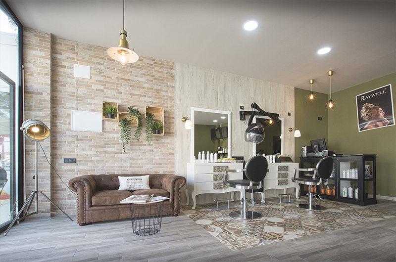 Diseño interior peluquería Cambio de uso en Torremolinos. · imagen 2