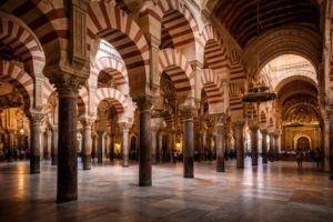 Islamic architecture characteristics